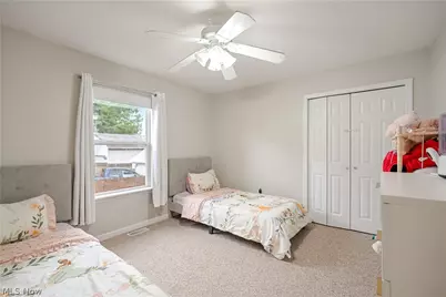 477 Franklin Avenue, Barberton, OH 44203 - Photo 8