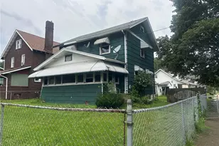 971 Lovers Ln, Akron, OH 44306 - Photo 2