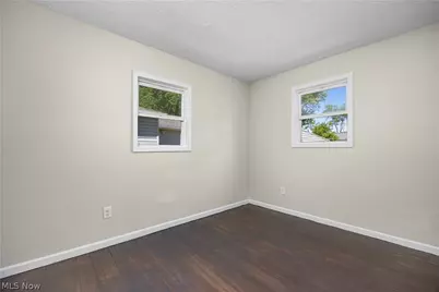 311 Brandtson Avenue, Elyria, OH 44035 - Photo 16