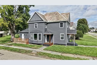 302 N Wooster Avenue, Strasburg, OH 44680 - Photo 2