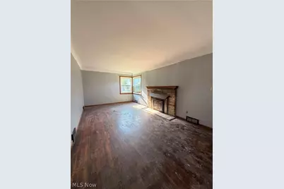 1586 Royalwood Road, Grandview Heights, OH 44147 - Photo 4