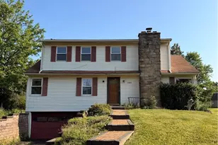 1586 Royalwood Rd, Grandview Heights, OH 44147 - Photo 1