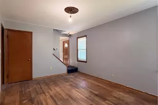 1586 Royalwood Rd, Grandview Heights, OH 44147 - Photo 6