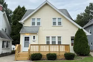 1514 8th St, Cuyahoga Falls, OH 44221 - Photo 1