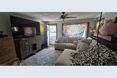 1043 Berwin Street, Akron, OH 44310 - Photo 2
