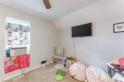 7602 Berry Avenue, Loveland, OH 44102 - Photo 14