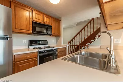 1206 Brookline Place, Willoughby, OH 44094 - Photo 6