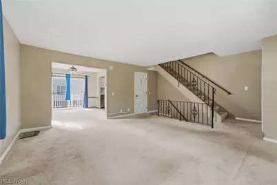 2013 50th Street NW, Canton, OH 44709 - Photo 4