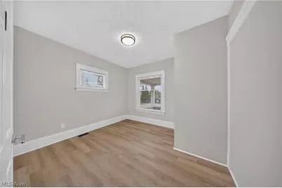 10524 Lee Avenue, Loveland, OH 44106 - Photo 12