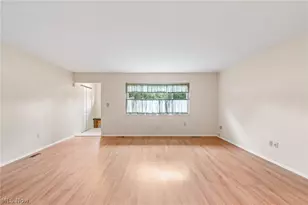 6175 Barry Ct, Mentor, OH 44060 - Photo 8
