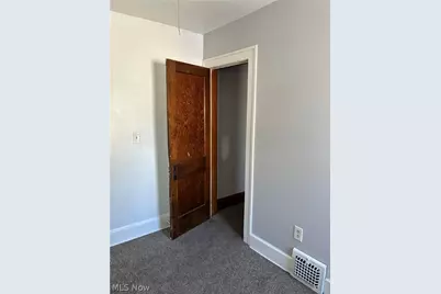 4207 W 38th Street, Loveland, OH 44109 - Photo 2