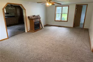 606 E 1st St, Uhrichsville, OH 44683 - Photo 6