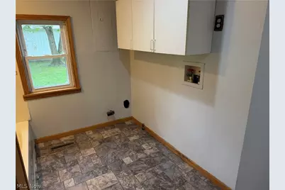 606 E First Street, Uhrichsville, OH 44683 - Photo 10
