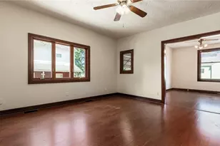 836 Indiana St, Zanesville, OH 43701 - Photo 16