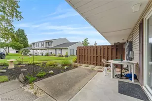 6864 Beacon Dr, Mentor, OH 44060 - Photo 18