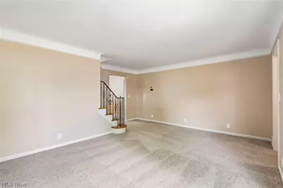 8223 Manorford Drive, Loveland, OH 44129 - Photo 6