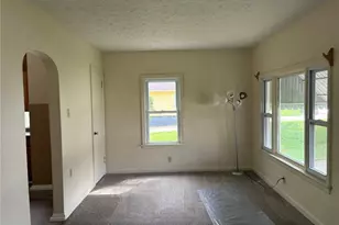 4031 Elyria Ave, Lorain, OH 44055 - Photo 10