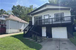 522 Grandview Ave, Barberton, OH 44203 - Photo 1