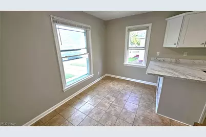 5157 E 113th Street, Garfield Heights, OH 44125 - Photo 8