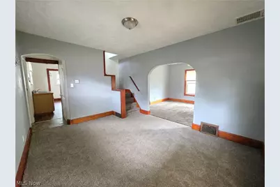 1339 Vane Avenue, Akron, OH 44310 - Photo 10