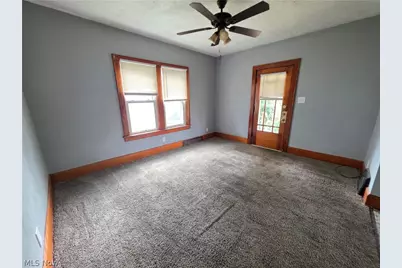 1339 Vane Avenue, Akron, OH 44310 - Photo 6