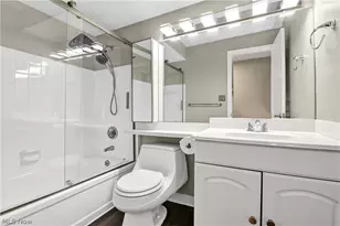 12900 Lake Ave, Oakwood, OH 44107 - Photo 18