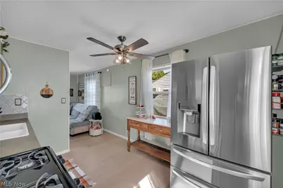 4405 Norfolk Avenue, Lorain, OH 44055 - Photo 14