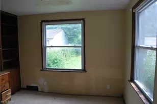 3715 Strathavon Rd, Huber Heights, OH 44120 - Photo 12