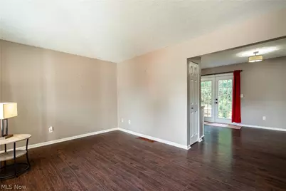 1401 Munroe Falls Avenue, Cuyahoga Falls, OH 44221 - Photo 4