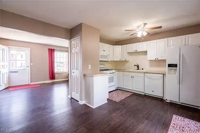 1401 Munroe Falls Avenue, Cuyahoga Falls, OH 44221 - Photo 6