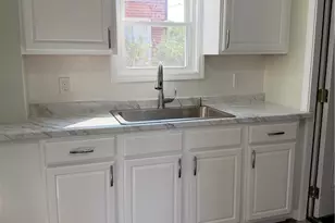 496 E 185th St, Loveland, OH 44119 - Photo 2
