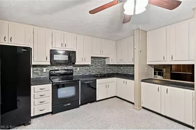 4936 Gate Moss Oval, North Ridgeville, OH 44039 - Photo 8