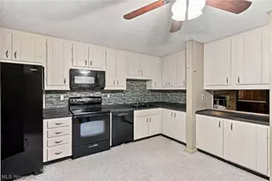 4936 Gate Moss Oval, North Ridgeville, OH 44039 - Photo 8
