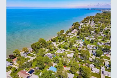 213 Harcourt Road, Vermilion, OH 44089 - Photo 2