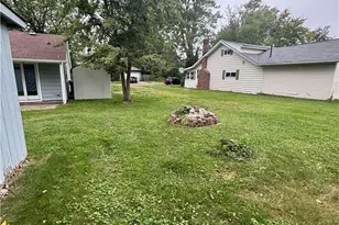 213 Harcourt Rd, Vermilion, OH 44089 - Photo 16