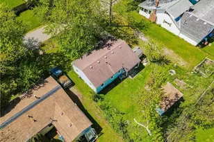 213 Harcourt Rd, Vermilion, OH 44089 - Photo 4