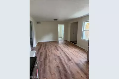 550-554 Magnolia Avenue, Cuyahoga Falls, OH 44221 - Photo 4
