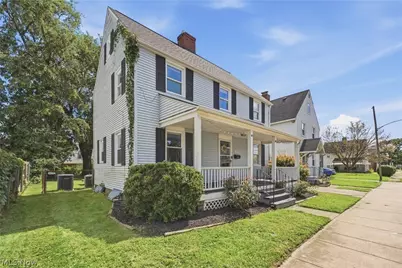1372 Roslyn Avenue SW, Canton, OH 44710 - Photo 2