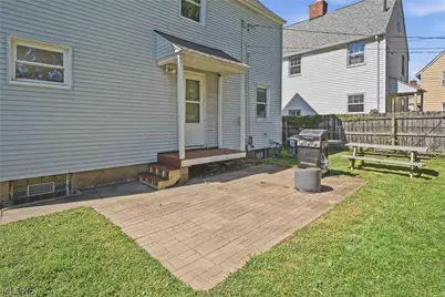 1372 Roslyn Avenue SW, Canton, OH 44710 - Photo 38