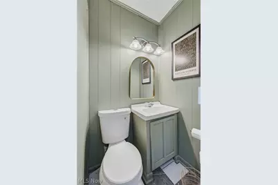 1372 Roslyn Avenue SW, Canton, OH 44710 - Photo 26