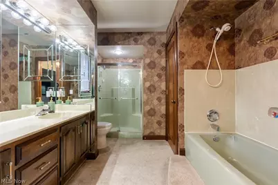 1280 Grenada Drive NE, Canton, OH 44714 - Photo 38