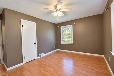 11924 Abbey Road, North Royalton, OH 44133 - Photo 12