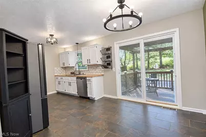 11924 Abbey Road, North Royalton, OH 44133 - Photo 6