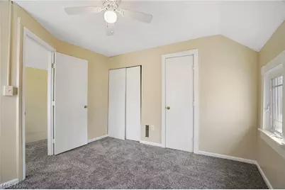 131 W Miller Avenue, Akron, OH 44301 - Photo 16