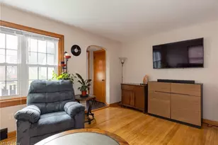 325 Harmon St SW, North Canton, OH 44720 - Photo 4