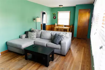 1424 Maple Street, Barberton, OH 44203 - Photo 8