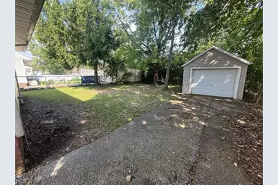 3949 Jo Ann Drive, Loveland, OH 44122 - Photo 4