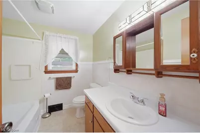 1009 Niles Street SW, Massillon, OH 44647 - Photo 10