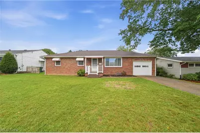 1009 Niles Street SW, Massillon, OH 44647 - Photo 1