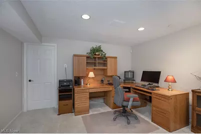 878 Hampton Court, Sagamore Hills, OH 44067 - Photo 8
